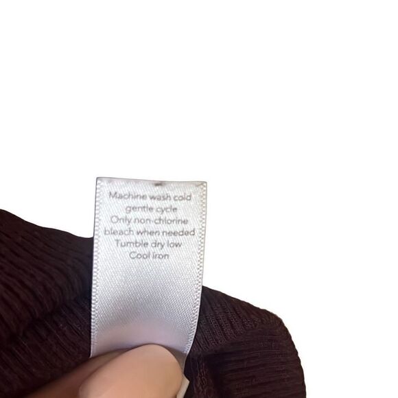 Athleta Eggplant Scoop Neck Top - Picture 5 of 7